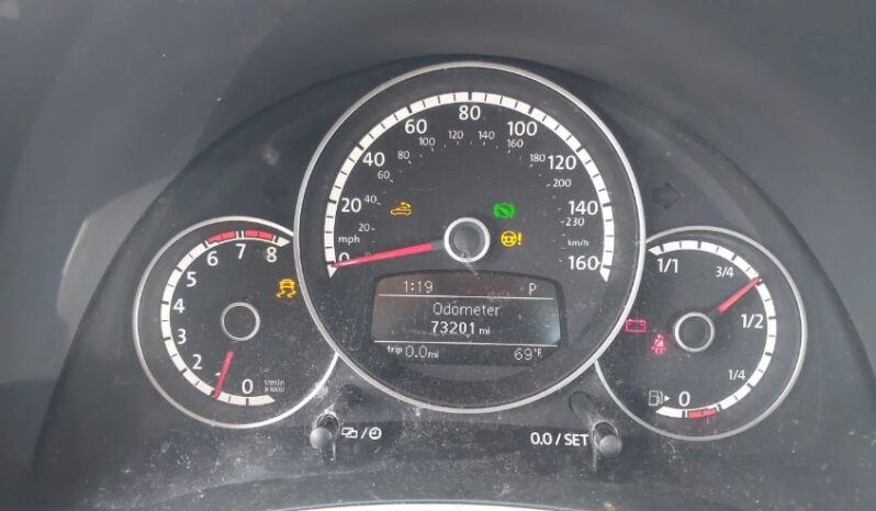 
								2015 Volkswagen Beetle full									