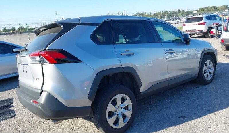 
								2022 Toyota Rav4 full									