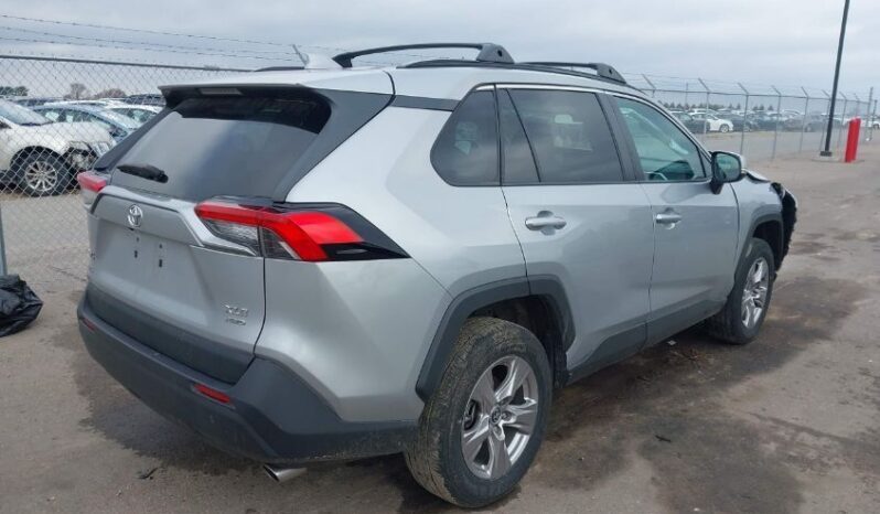 
								2022 Toyota Rav4 full									