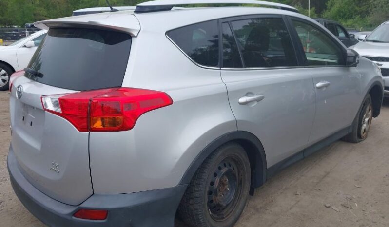 
								2015 Toyota Rav4 full									