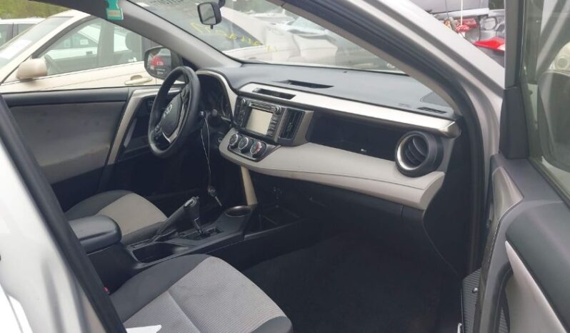 
								2015 Toyota Rav4 full									