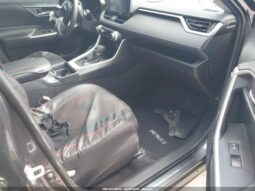 
										2021 Toyota Rav4 full									