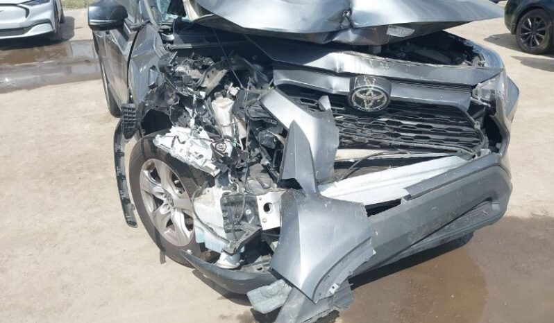 
								2021 Toyota Rav4 full									