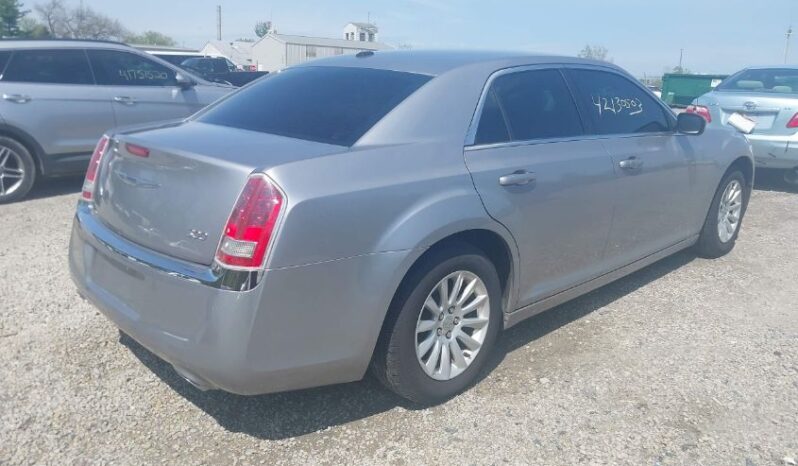 
								2013 Chrysler 300 full									