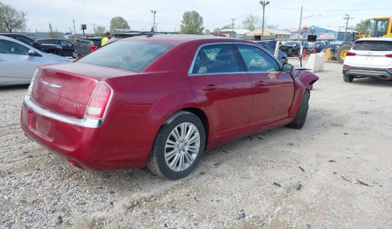 
								2014 Chrysler 300 full									