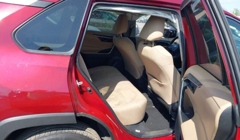 
								2019 Toyota Rav4 full									