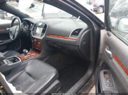 
										2012 Chrysler 300 full									