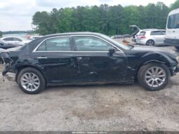 
										2012 Chrysler 300 full									