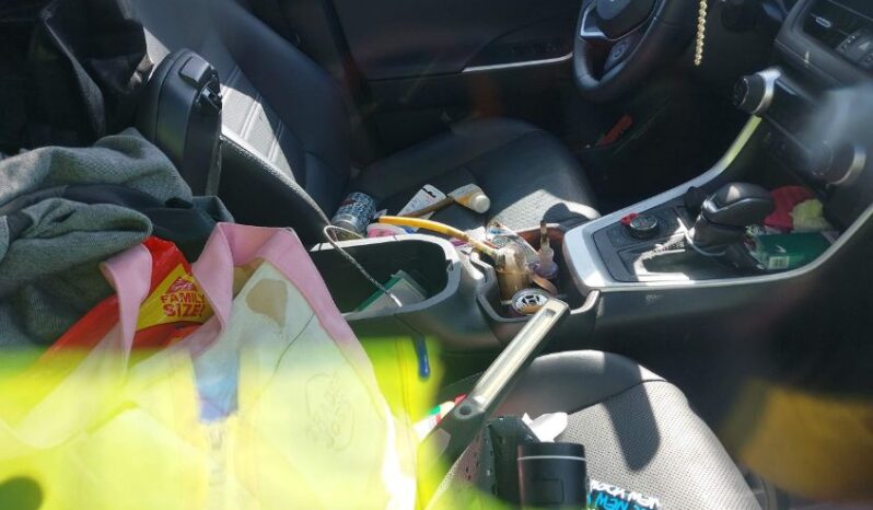 
								2023 Toyota Rav4 full									