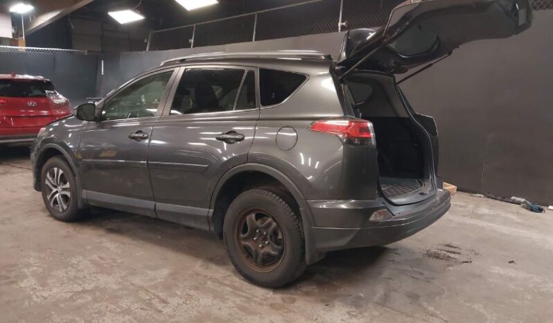 
								2018 Toyota Rav4 full									