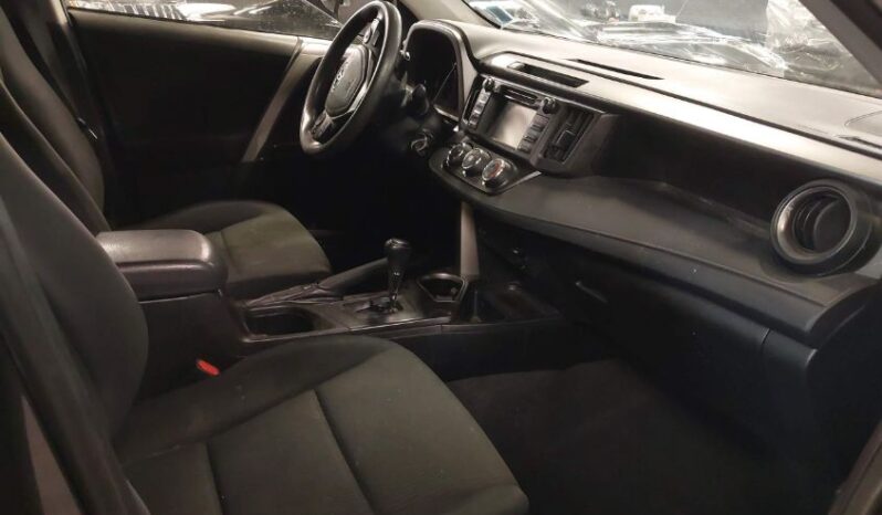 
								2018 Toyota Rav4 full									