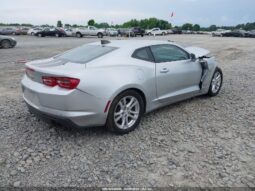 
										2019 Chevrolet Camaro full									