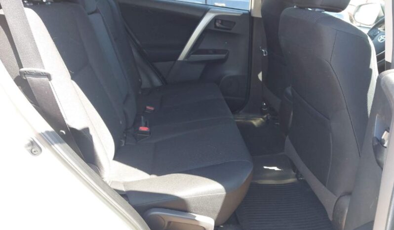 
								2018 Toyota Rav4 full									