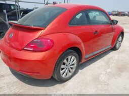 
										2016 Volkswagen Beetle full									
