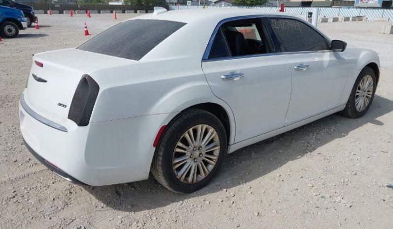 
								2015 Chrysler 300 full									