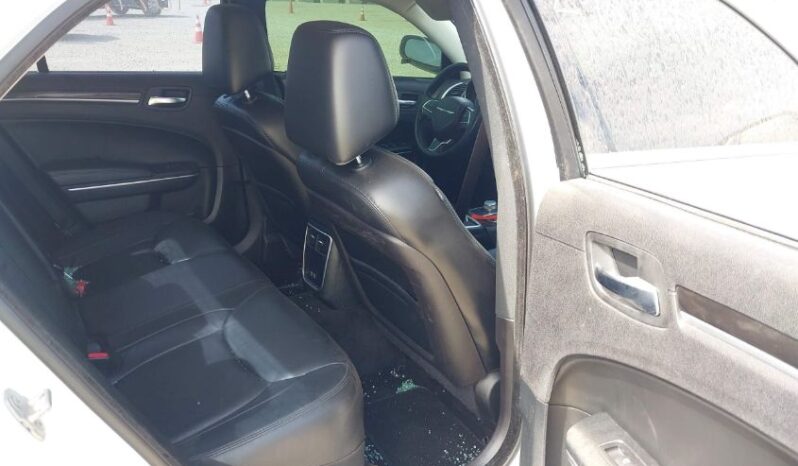 
								2015 Chrysler 300 full									