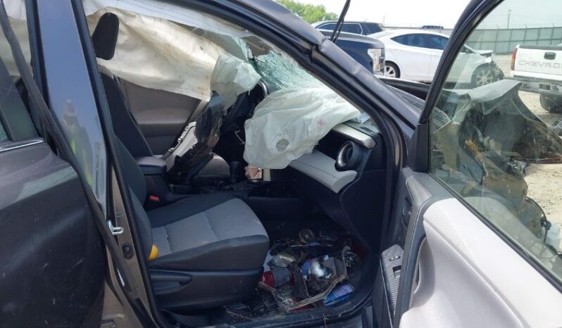 
								2013 Toyota Rav4 full									