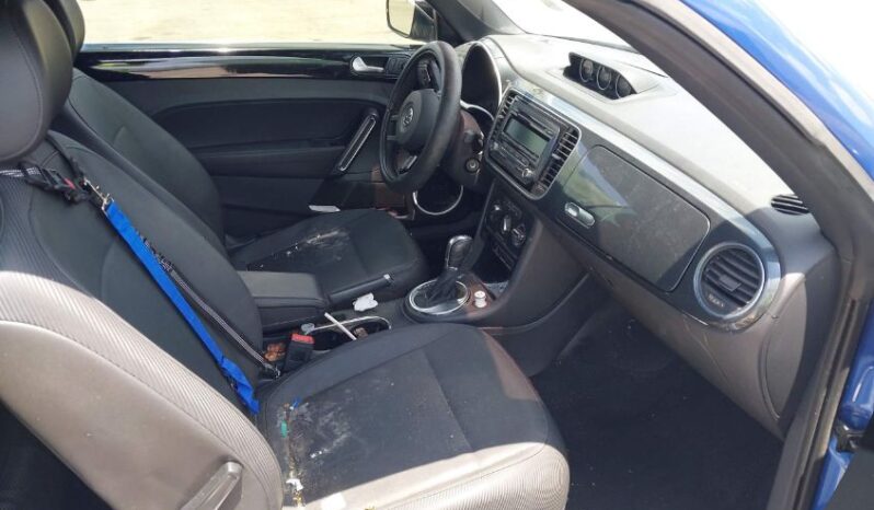 
								2014 Volkswagen Beetle full									