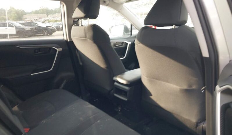 
								2021 Toyota Rav4 full									