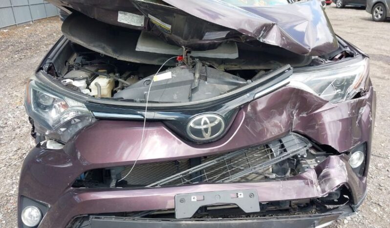 
								2018 Toyota Rav4 full									