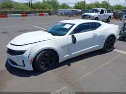 
										2020 Chevrolet Camaro full									