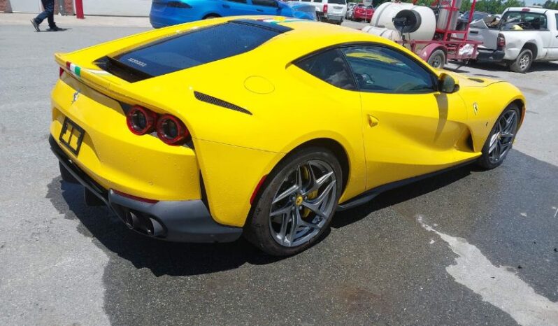 
								2018 Ferrari 812 superfast full									
