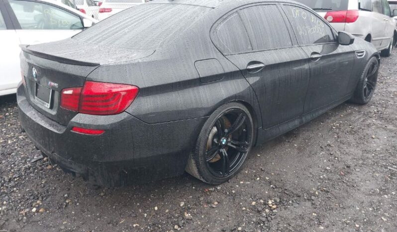 
								2015 BMW M5 full									