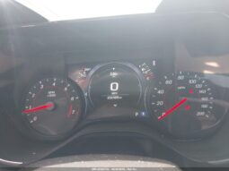 
										2021 Chevrolet Camaro full									