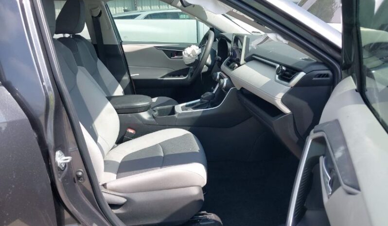 
								2024 Toyota Rav4 full									