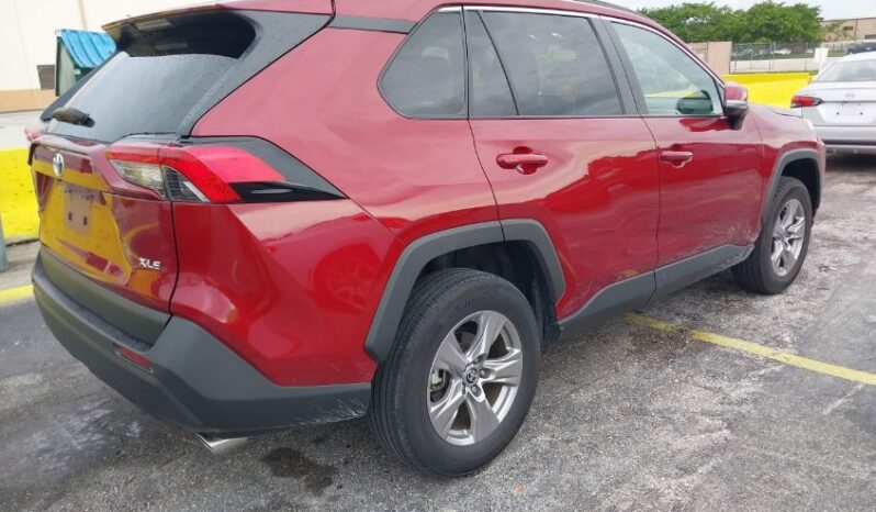 
								2023 Toyota Rav4 full									