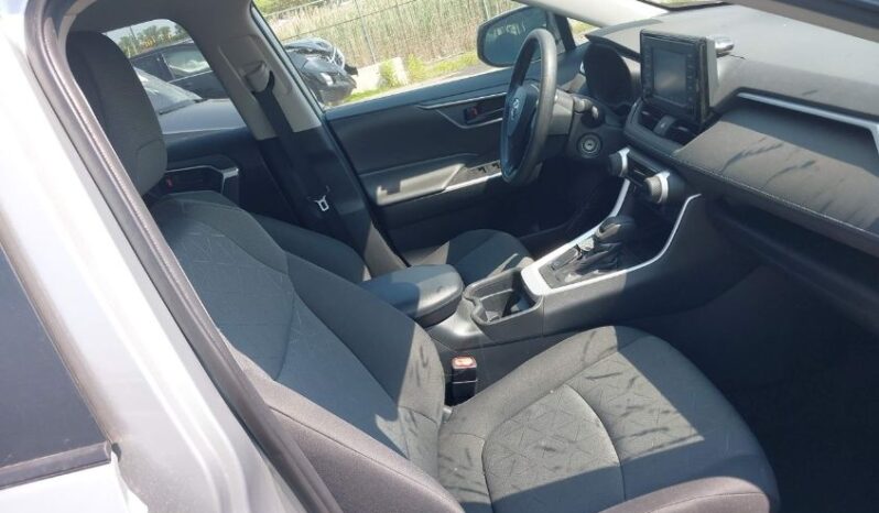 
								2021 Toyota Rav4 full									