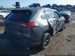 
										2022 Toyota Rav4 full									