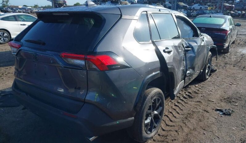 
								2022 Toyota Rav4 full									