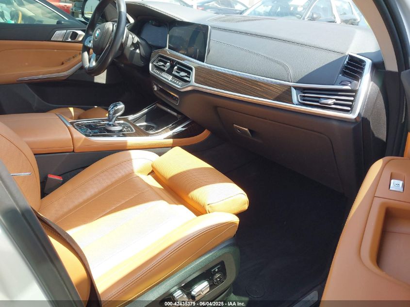 2019 BMW X7