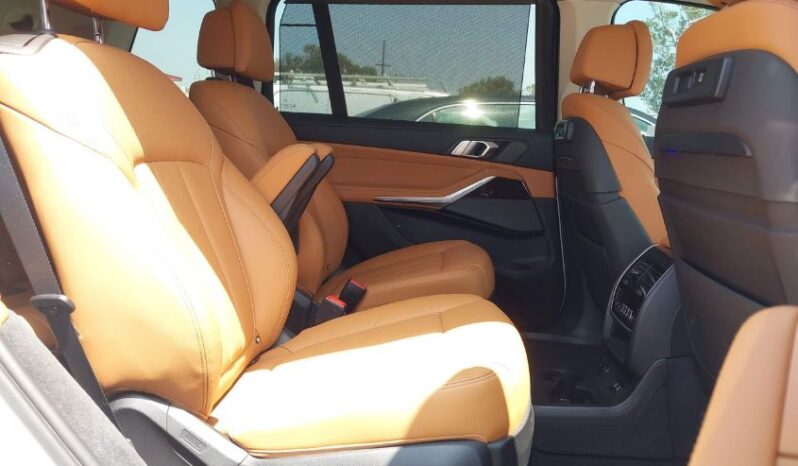
								2019 BMW X7 full									