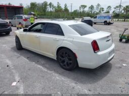 
										2021 Chrysler 300 full									