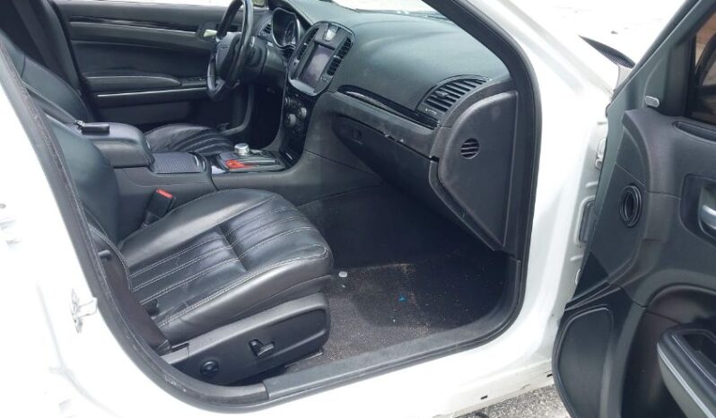 
								2021 Chrysler 300 full									