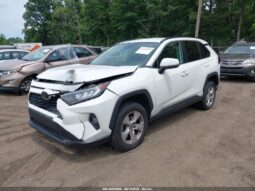 
										2021 Toyota Rav4 full									