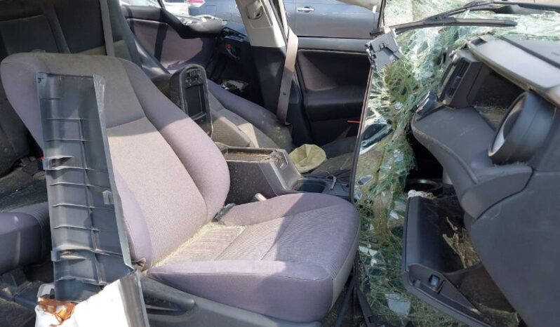 
								2018 Toyota Rav4 full									