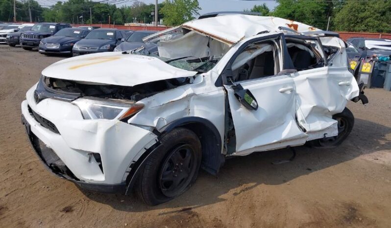 
								2018 Toyota Rav4 full									