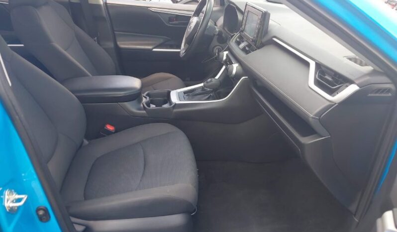 
								2020 Toyota Rav4 full									