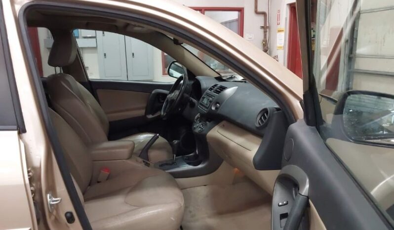 
								2012 Toyota Rav4 full									
