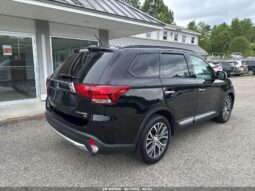 
										2016 Mitsubishi Outlander full									