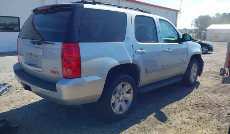 
								2013 Gmc Yukon full									