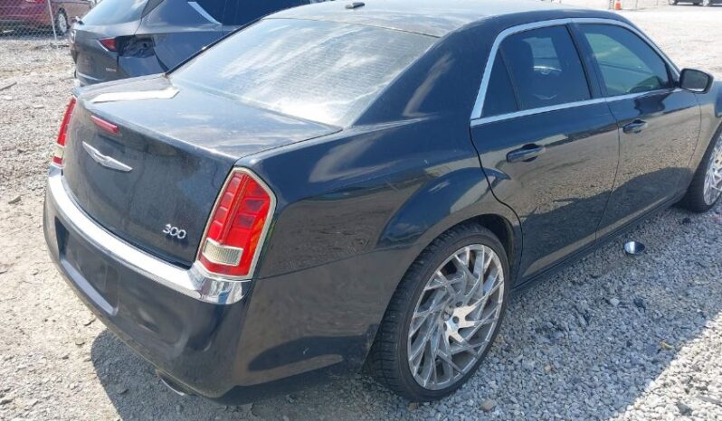 
								2013 Chrysler 300 full									