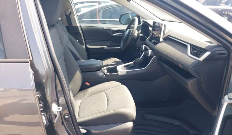 
								2024 Toyota Rav4 full									