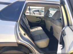 
										2022 Toyota Rav4 full									