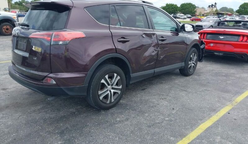 
								2017 Toyota Rav4 full									