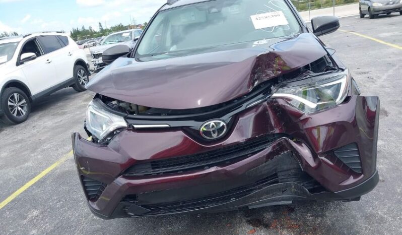 
								2017 Toyota Rav4 full									