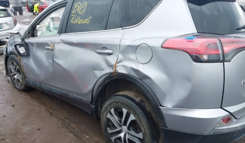 
								2018 Toyota Rav4 full									